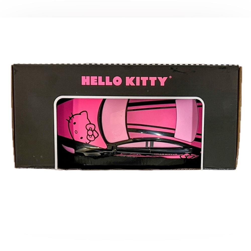 🚘NIB Hello Kitty Remote Control Racing Car - Picture 5 of 7